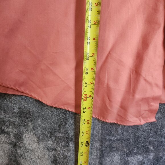 Van Heusen Men's No-Iron Button Up L/S Shirt Pink Lux Sateen Big 18.5 34-35 EUC - Picture 8 of 8